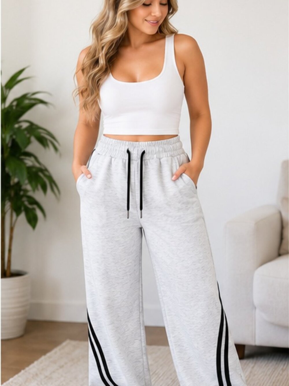 Women's Gray Wide-Leg Sweatpants with Black Stripes – Size Medium